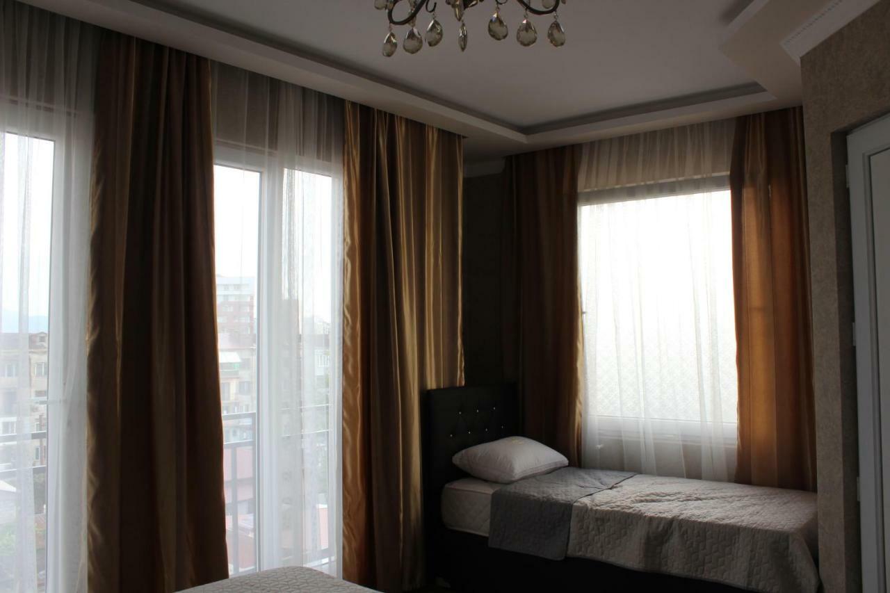 Union Otel Batum Dış mekan fotoğraf